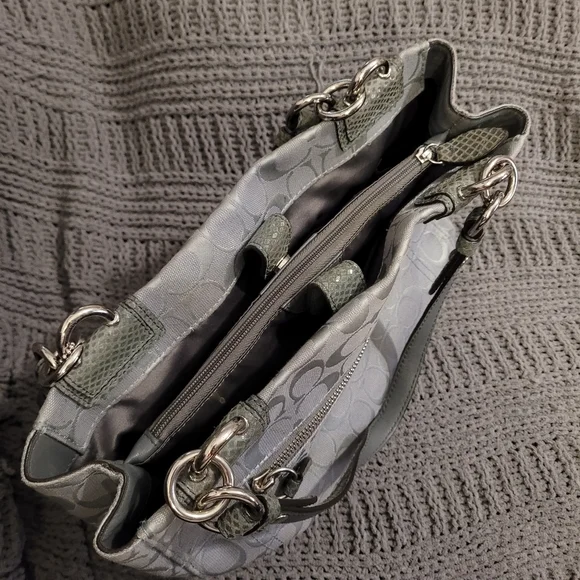 EUC- Grey Coach Large tote purse. Like New condition. - Picture 11 of 16